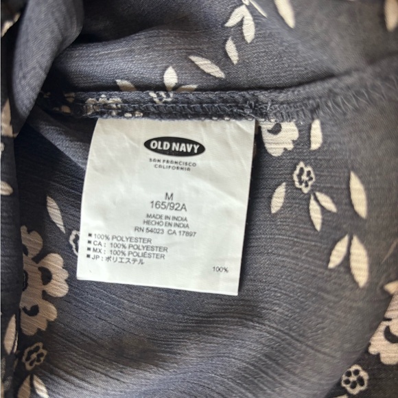 NWT - Old Navy long sleeve sheer top - size medium - Picture 2 of 4